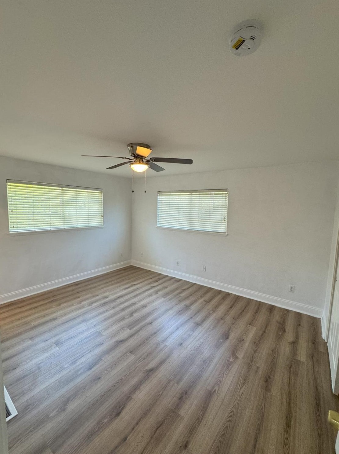 2868 Ln Colina Way, Carmichael CA  95608-4405 exterior