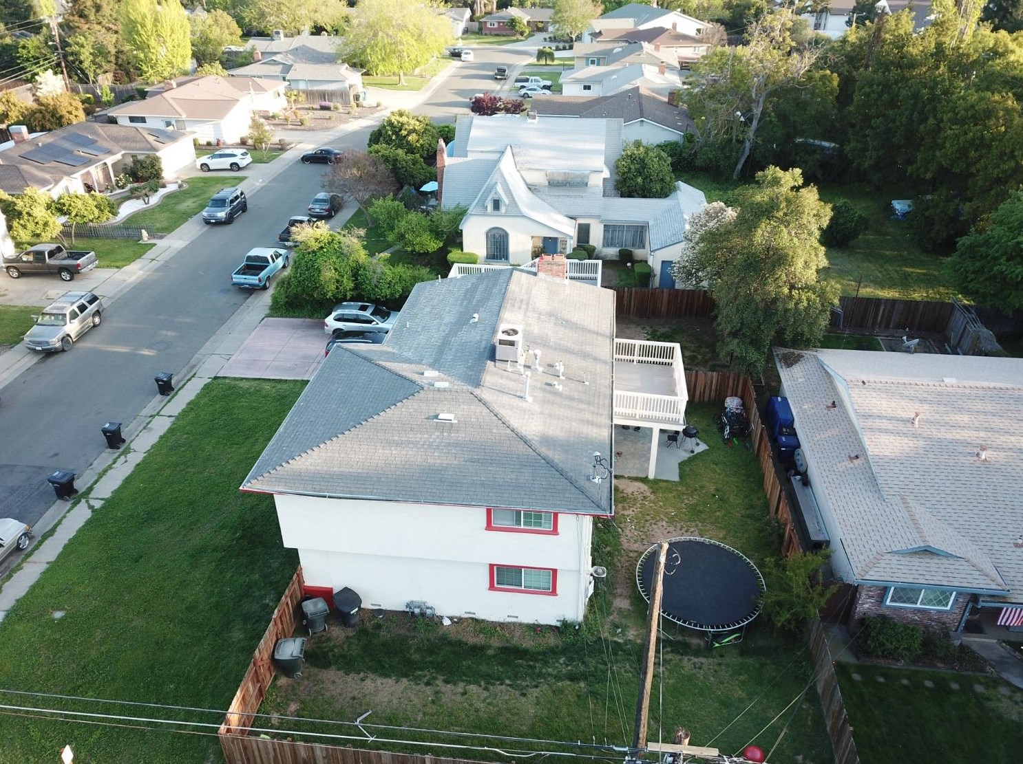 2868 Ln Colina Way, Carmichael CA  95608-4405 exterior