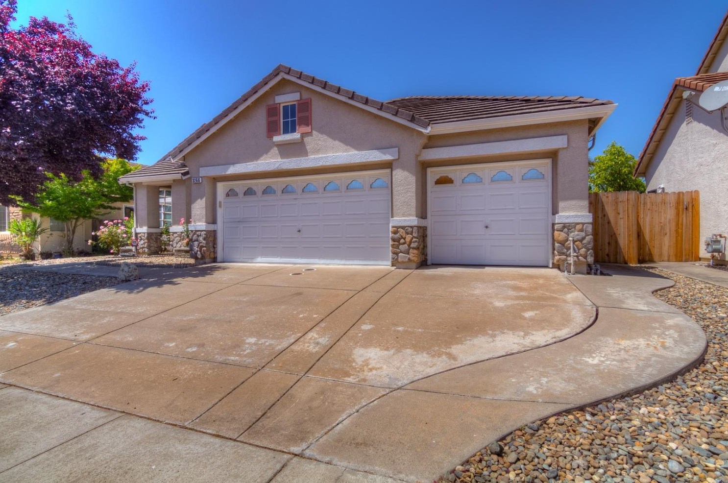 3266 Malcolm Island St, West Sacramento CA  95691-5946 exterior