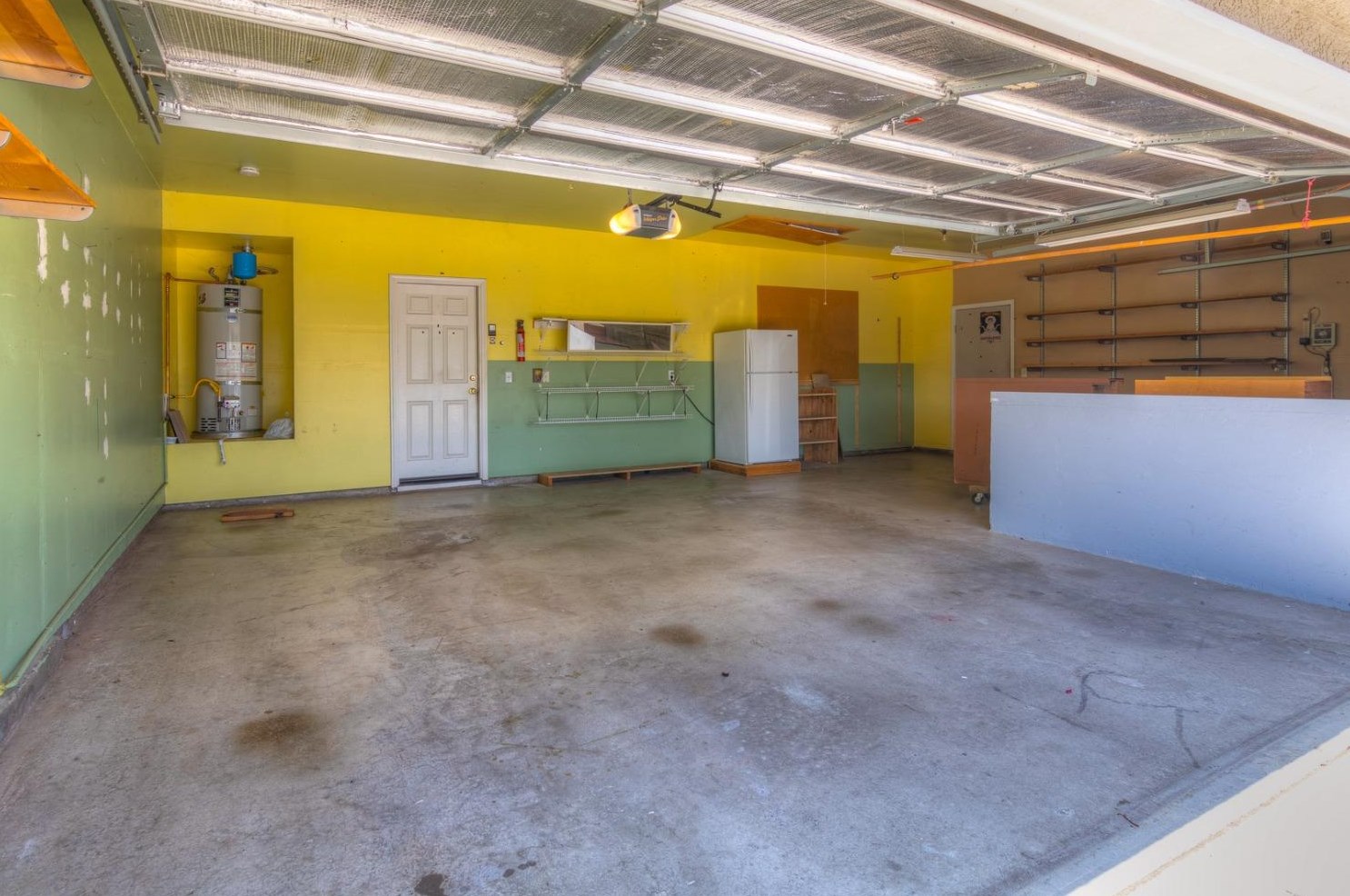 3266 Malcolm Is St, West Sacramento CA  95691-5946 exterior