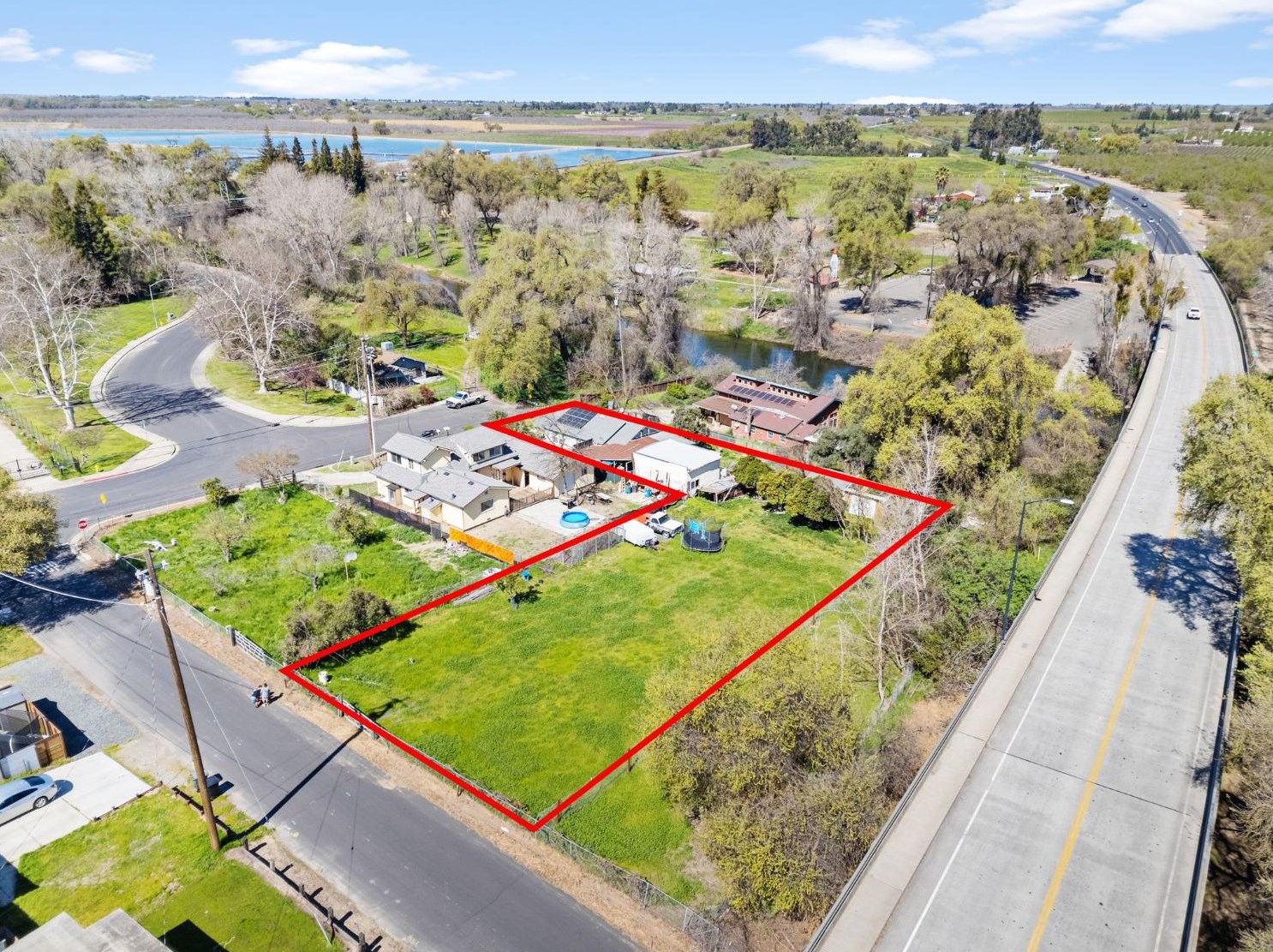 7054 Burneyville Rd, Riverbank CA  95367-2045 exterior