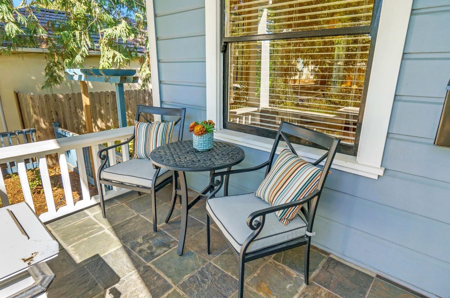 516 D St, Davis CA 95616-3815 exterior