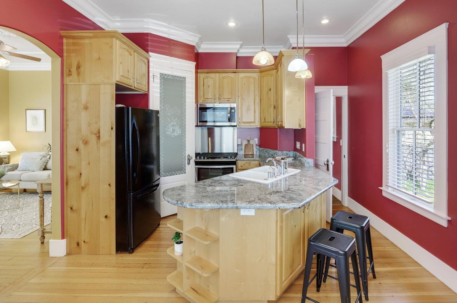 516 D St, Davis CA 95616-3815 exterior