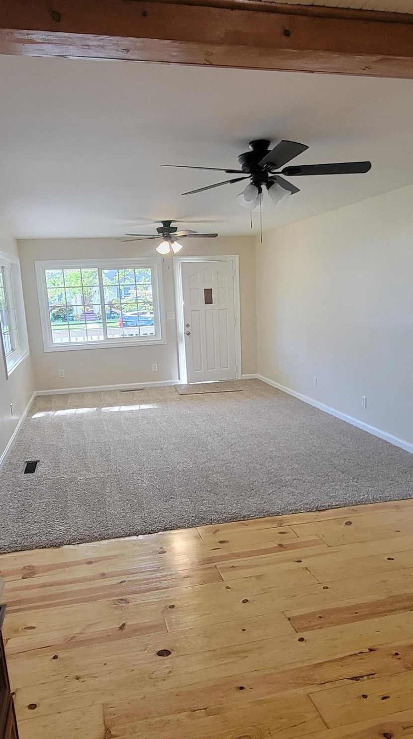 566 D St, Lincoln CA 95648-1947 exterior