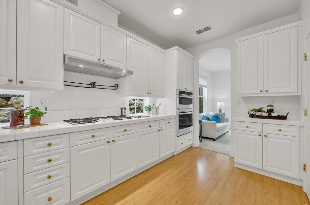 3746 Park Dr, Folsom CA 95762-4556 exterior