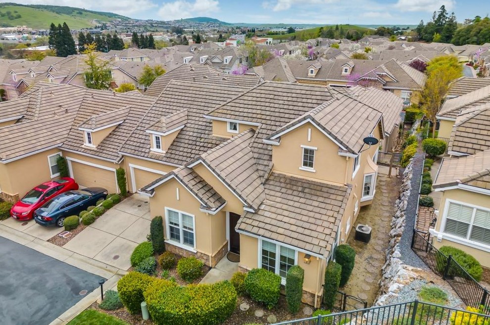 3746 Park Dr, Folsom CA 95762-4556 exterior