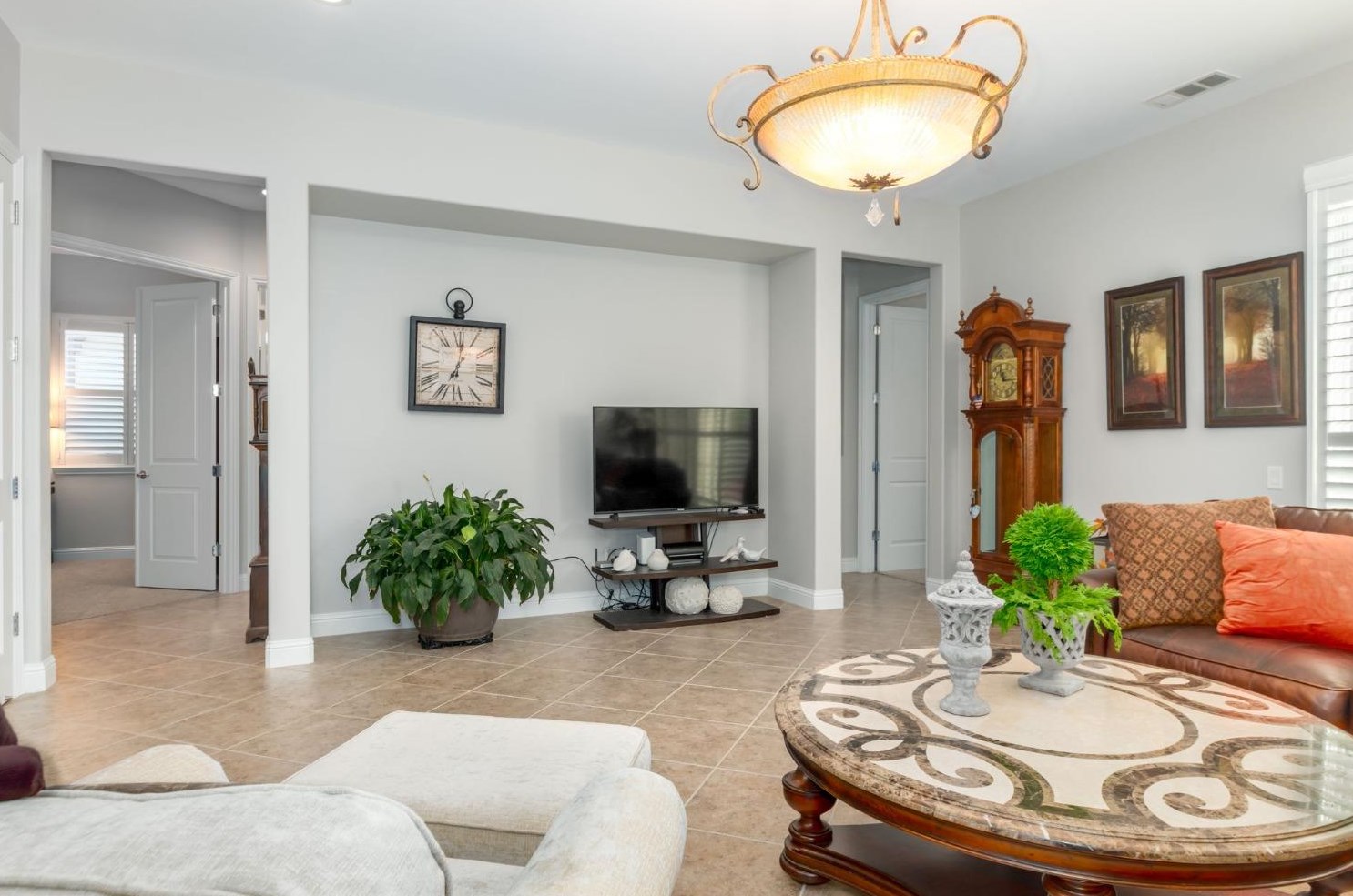 2129 Ashton Dr, Roseville CA  95747-9086 exterior