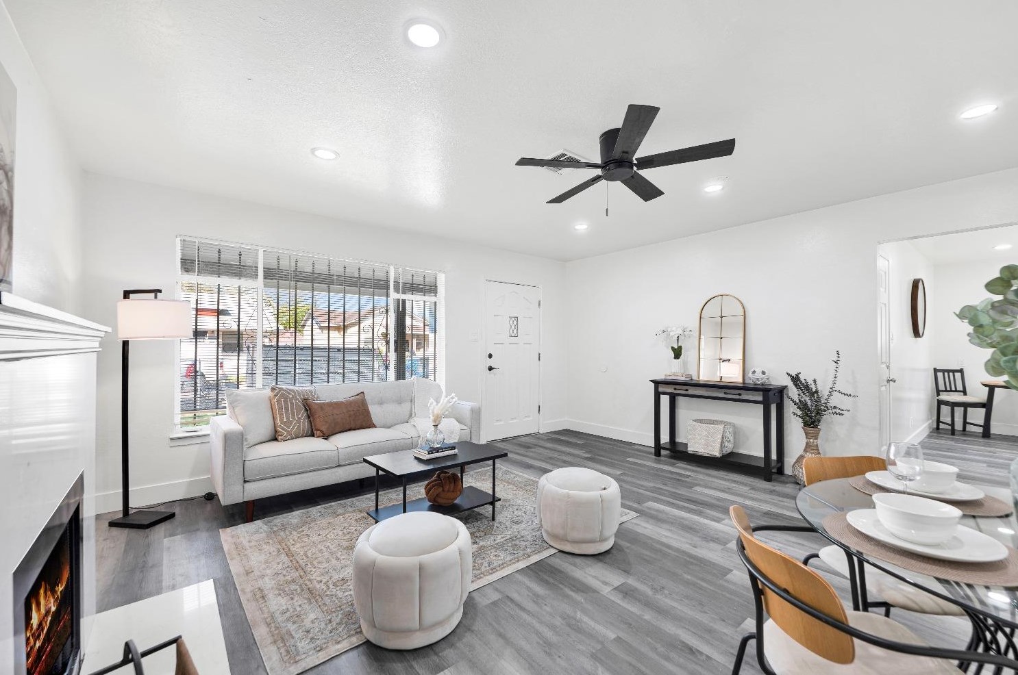 3041 San Carlos Way, Sacramento CA  95820-2711 exterior