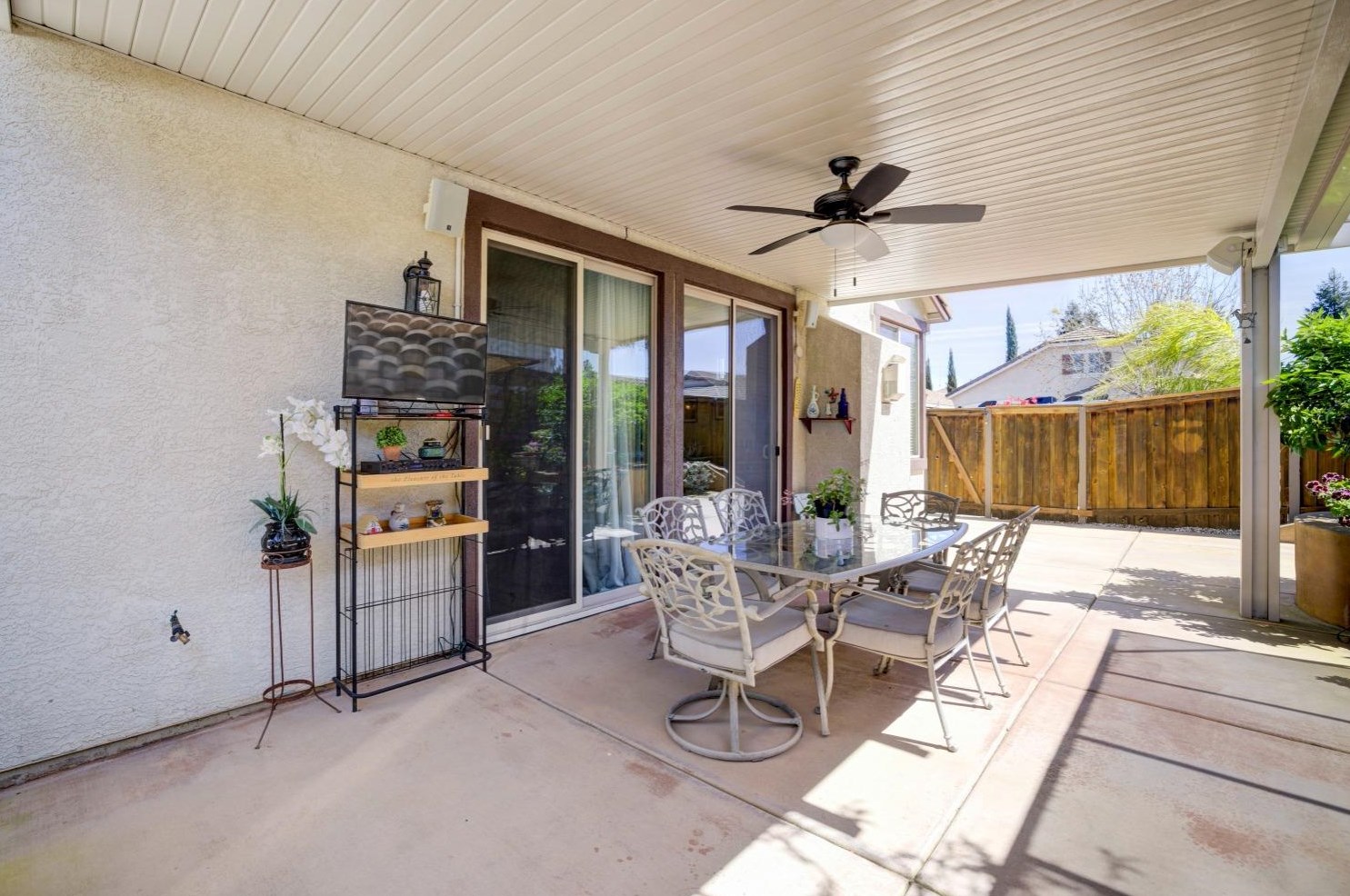 1750 Ravenna Way, Roseville CA  95747-5045 exterior