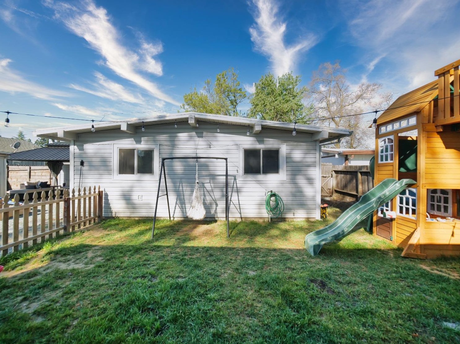 2431 Madrone St, Sutter CA 95982-2215 exterior