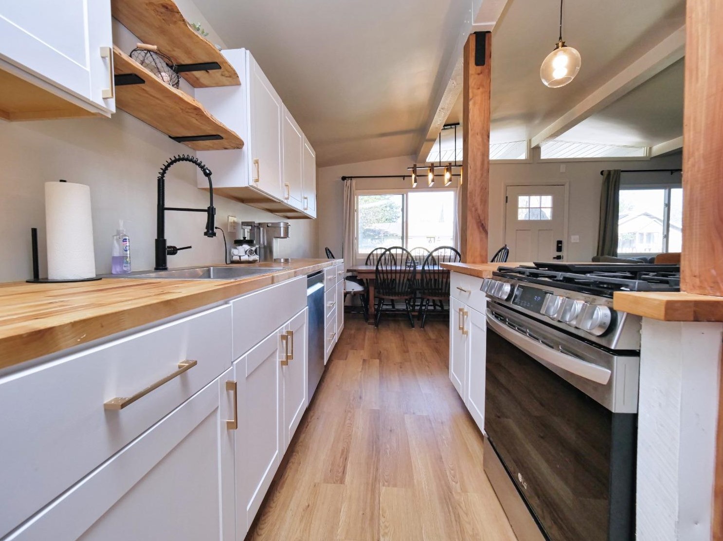 2431 Madrone St, Sutter CA 95982-2215 exterior