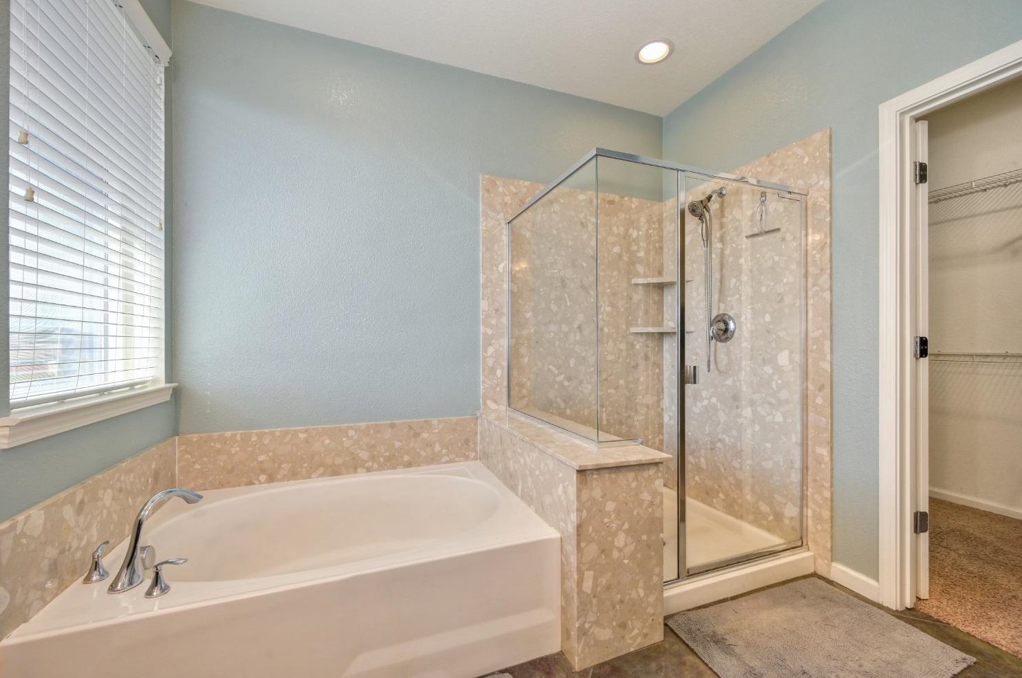 3266 Rainhill Loop, Roseville CA  95747-9063 exterior