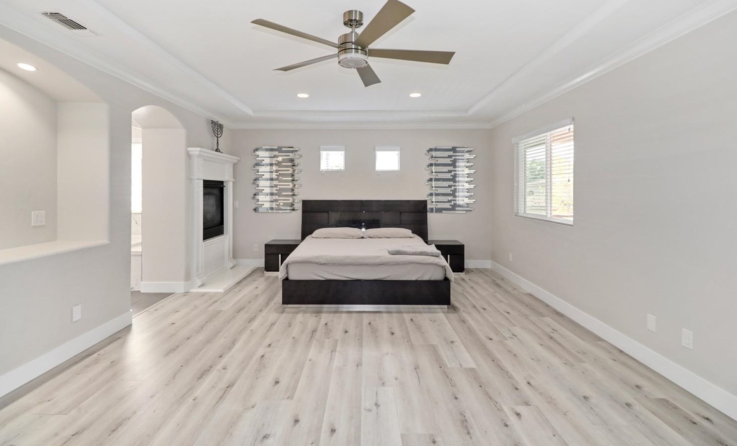 8530 Indianwood Way, Roseville CA  95747-6378 exterior