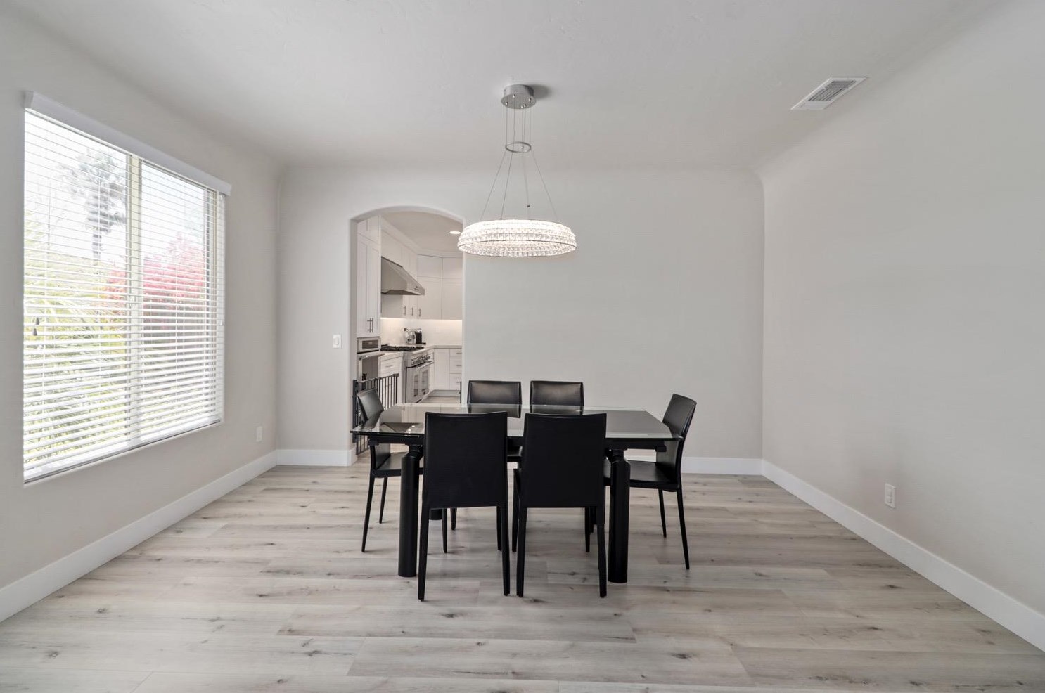 8530 Indianwood Way, Roseville CA  95747-6378 exterior