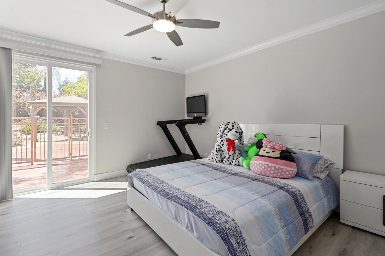 8530 Indianwood Way, Roseville CA  95747-6378 exterior