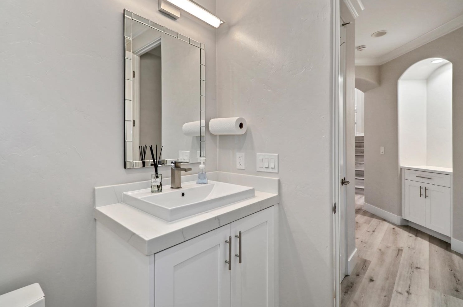 8530 Indianwood Way, Roseville CA  95747-6378 exterior