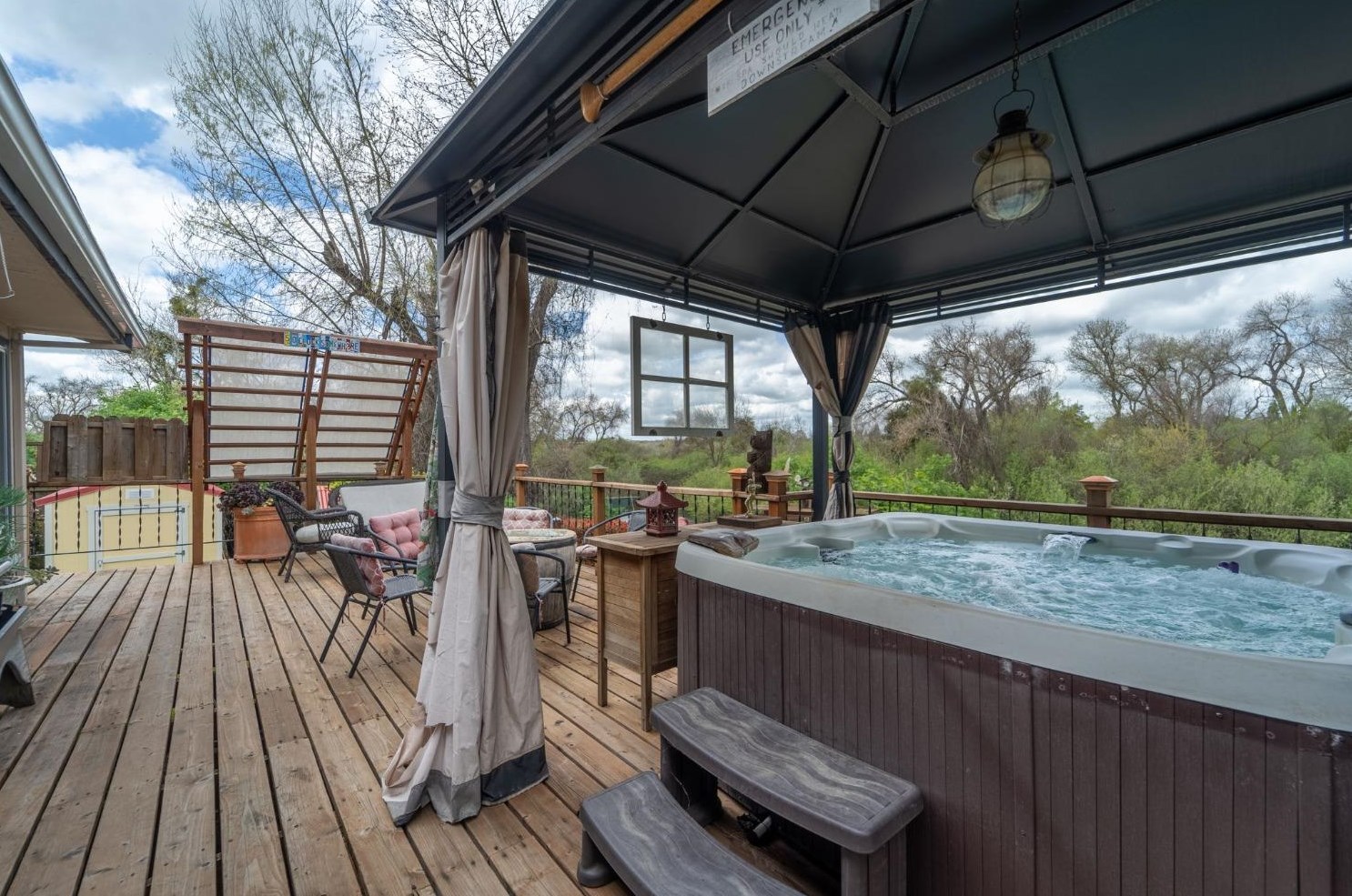 882 Reinman Ct, Valley Home CA  95361-4508 exterior