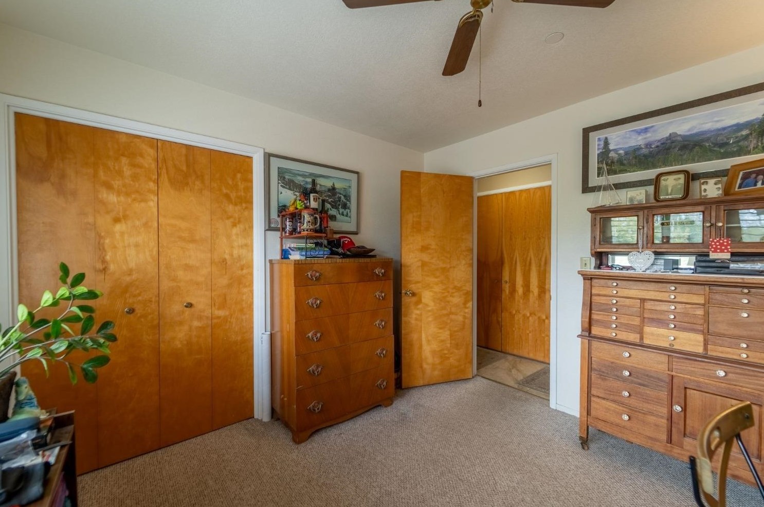 882 Reinman Ct, Valley Home CA  95361-4508 exterior