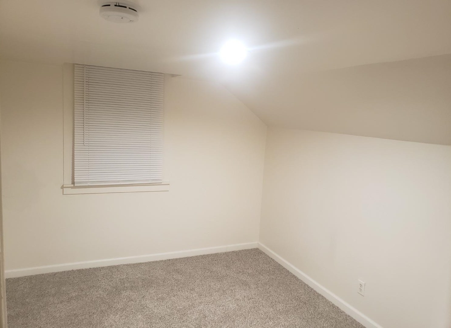 203 Lualan Ln, Roseville CA  exterior