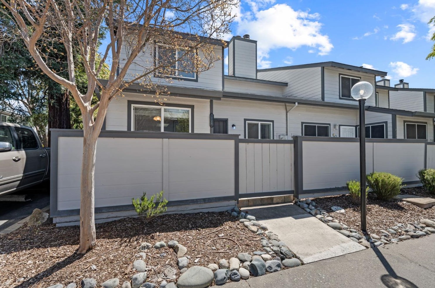 6334 Slippery Creek Ln, Citrus Heights CA  exterior