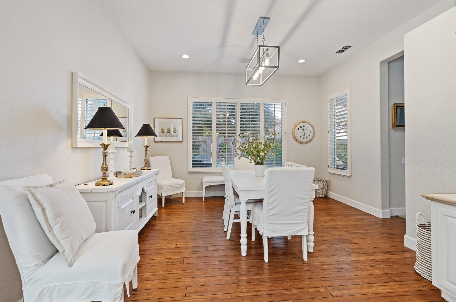 2520 Sasparilla Ct, Rocklin CA  95765-5605 exterior