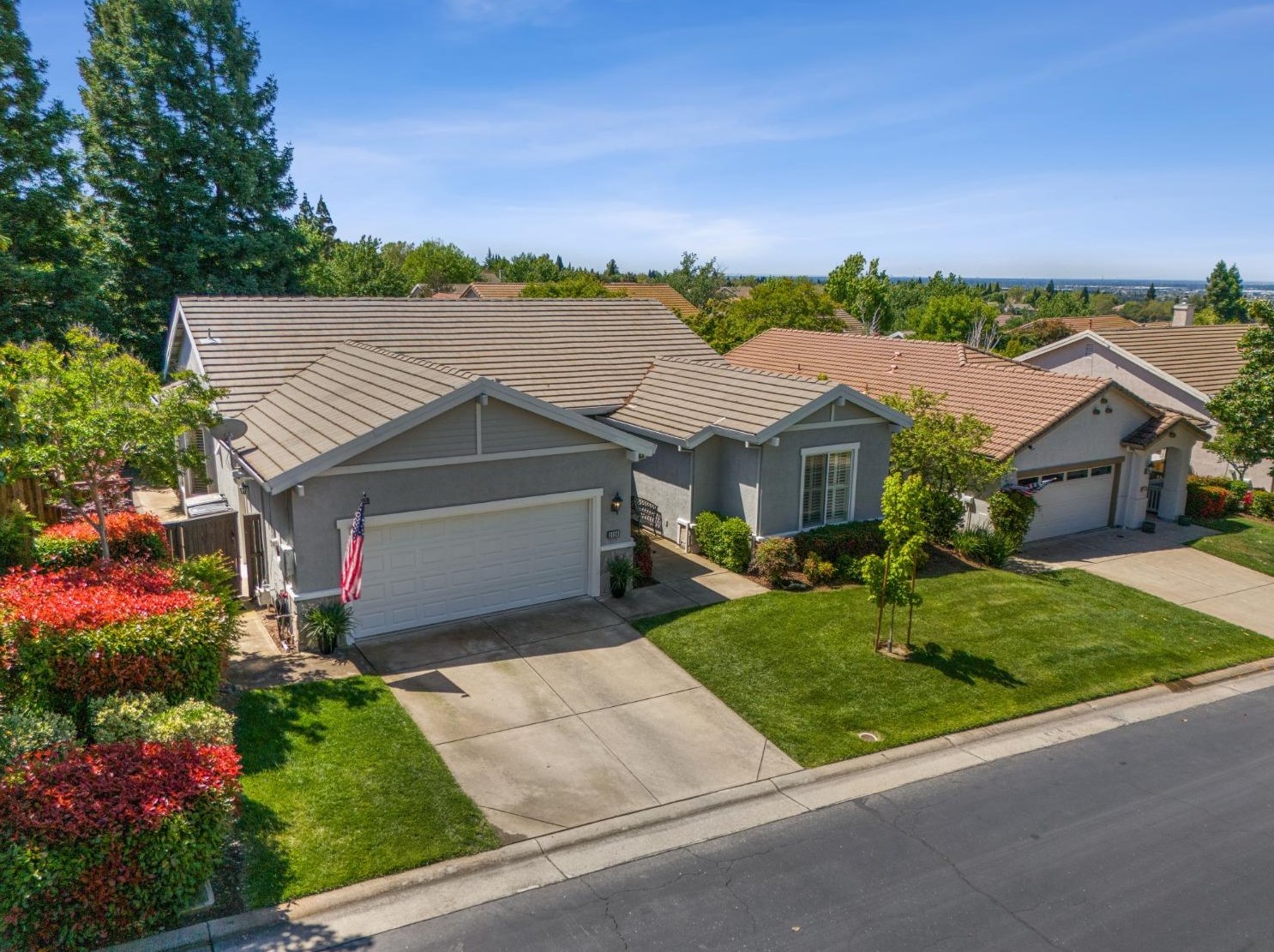 2520 Sasparilla Ct, Rocklin CA  95765-5605 exterior