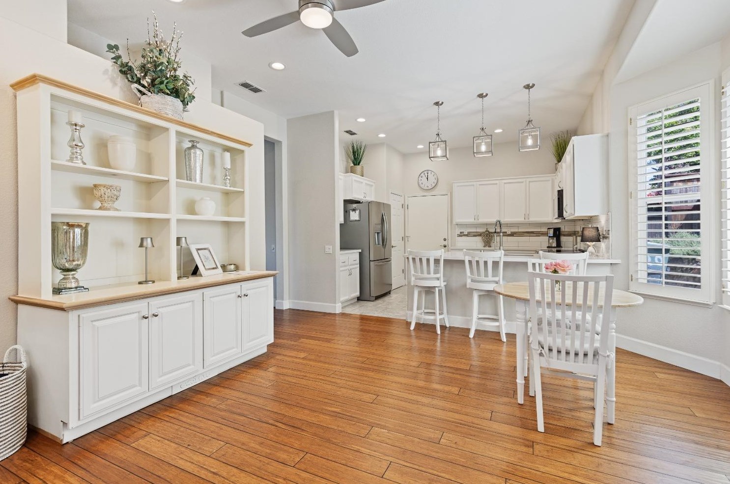 2520 Sasparilla Ct, Rocklin CA  95765-5605 exterior