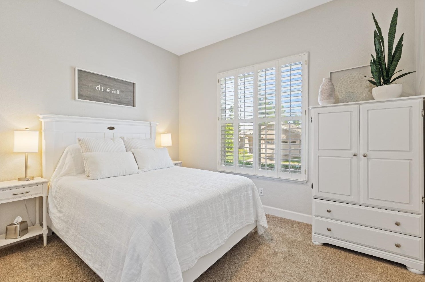 2520 Sasparilla Ct, Rocklin CA  95765-5605 exterior