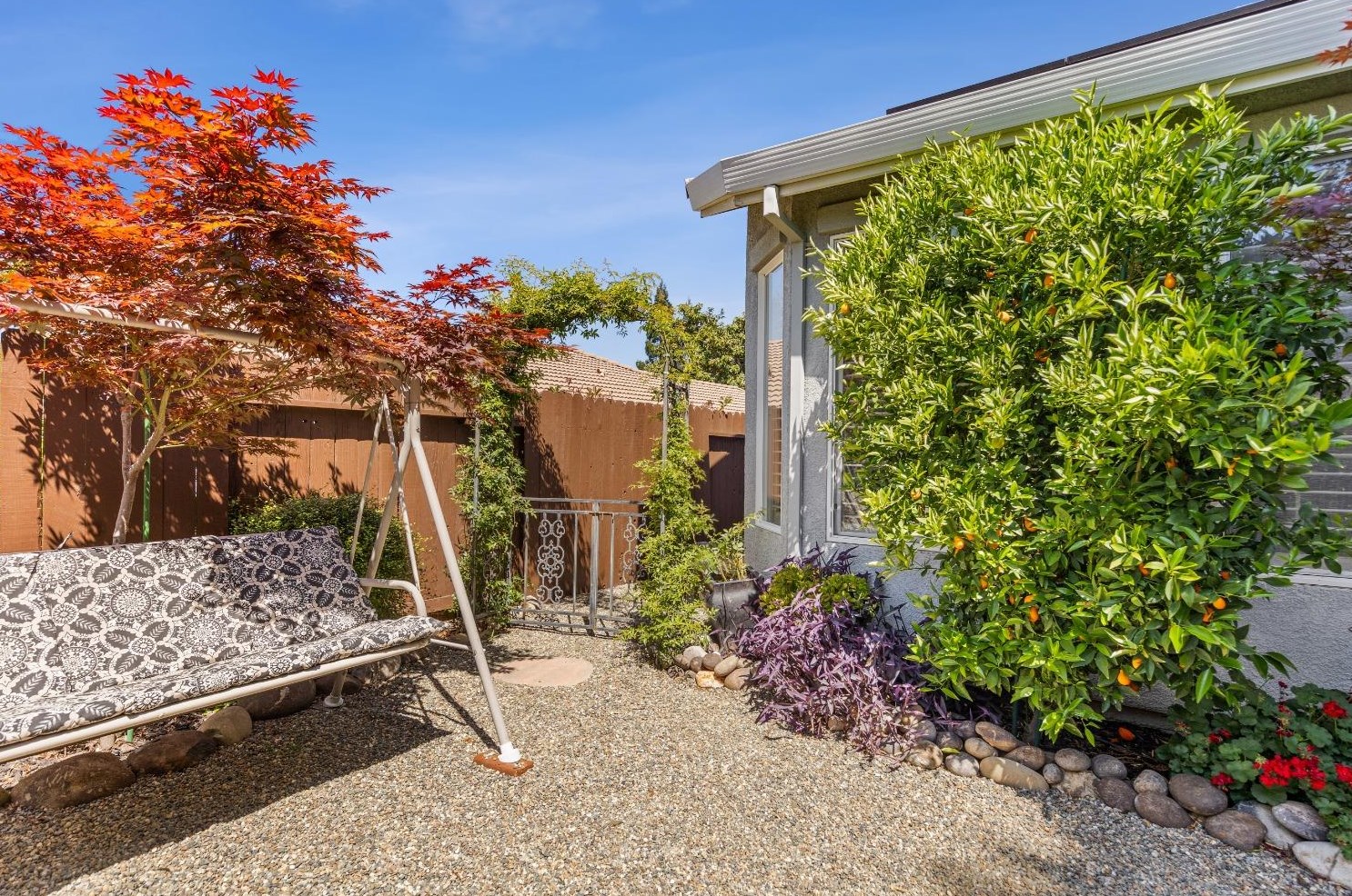 2520 Sasparilla Ct, Rocklin CA  95765-5605 exterior