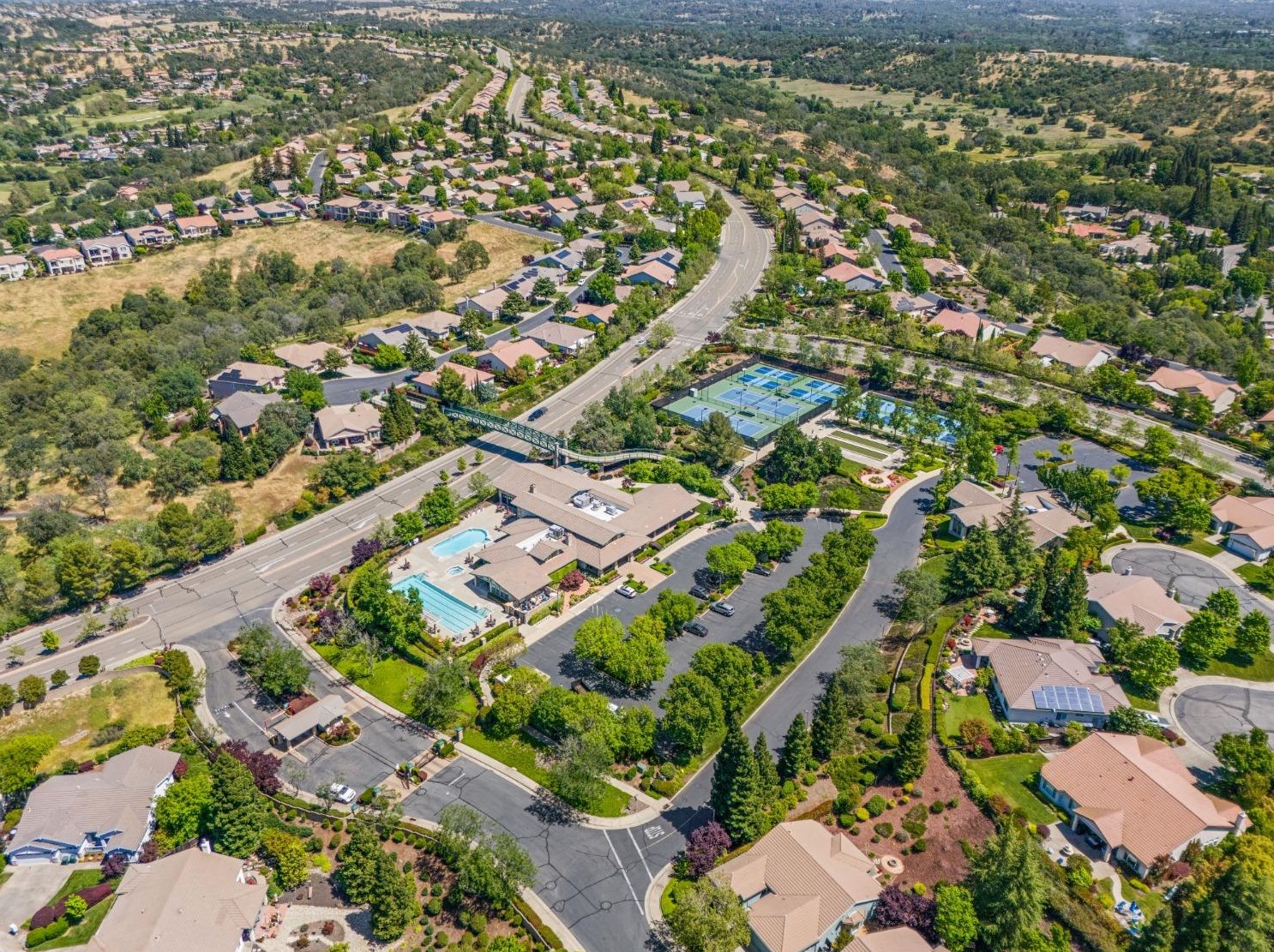2520 Sasparilla Ct, Rocklin CA  95765-5605 exterior