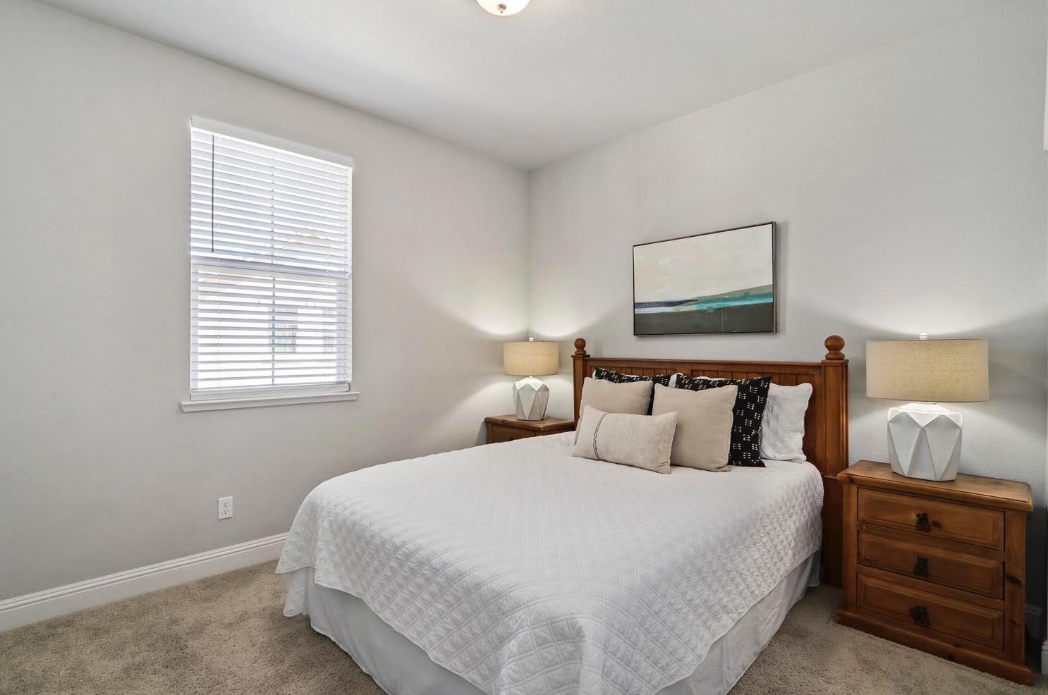 3817 Miners Ravine Dr, Roseville CA 95661-2507 exterior