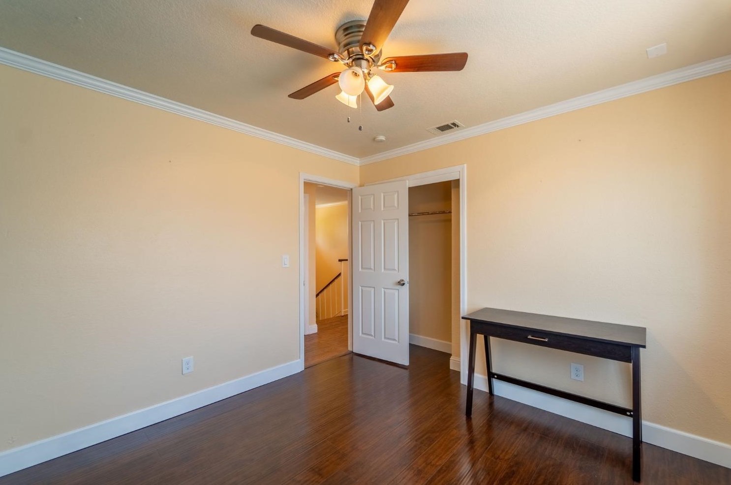 1313 Hunt Rd, Manteca CA  95337-6732 exterior
