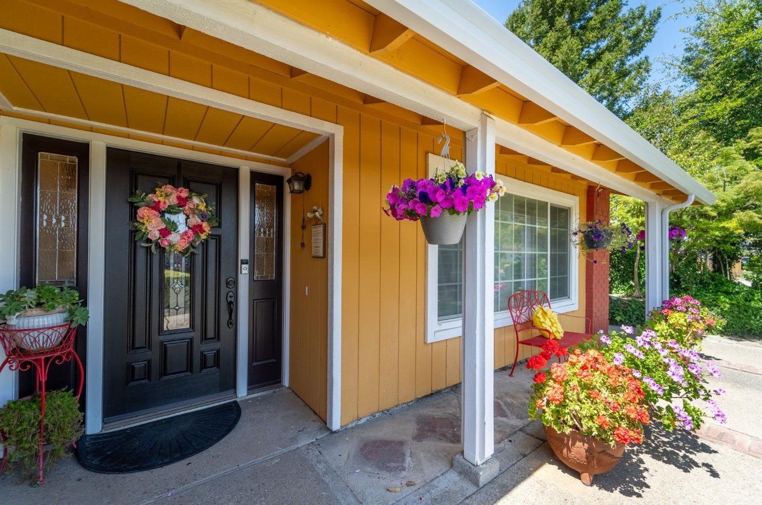 1313 Hunt Rd, Manteca CA  95337-6732 exterior