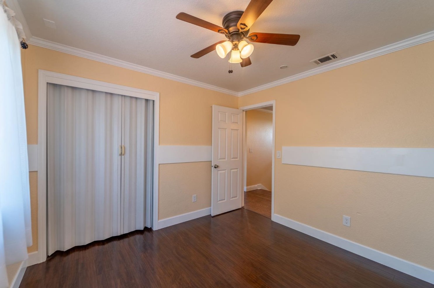1313 Hunt Rd, Manteca CA  95337-6732 exterior