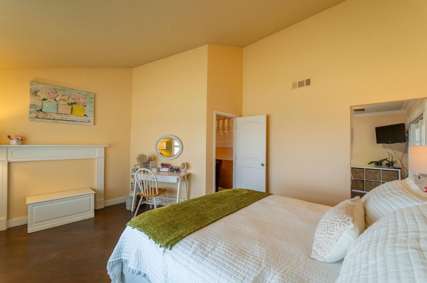 1313 Hunt Rd, Manteca CA  95337-6732 exterior