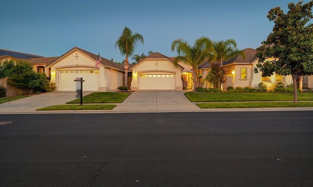 317 White Feather Ct, Roseville CA  95747-8891 exterior