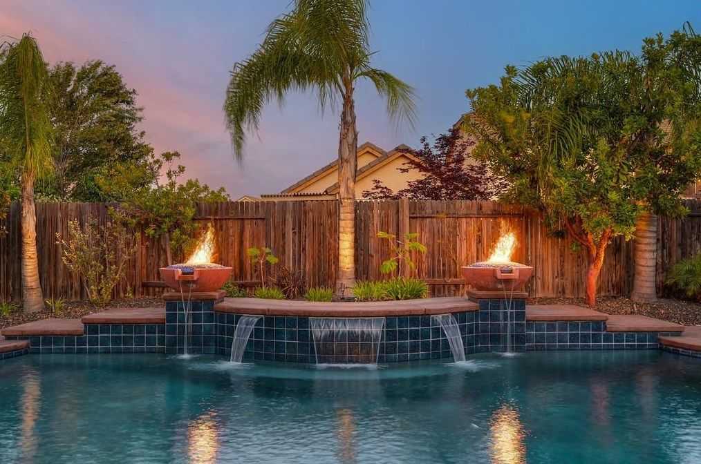 317 White Feather Ct, Roseville CA  95747-8891 exterior