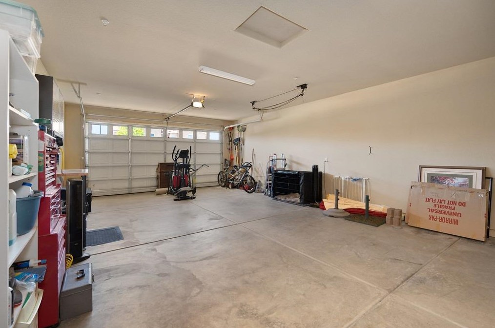 317 White Feather Ct, Roseville CA  95747-8891 exterior