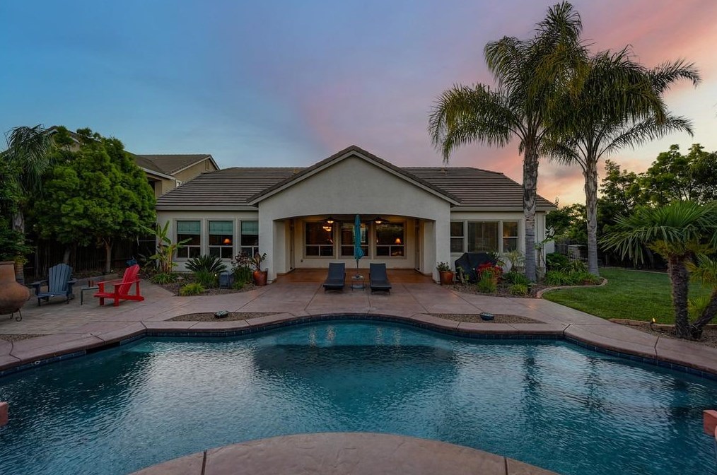 317 White Feather Ct, Roseville CA  95747-8891 exterior