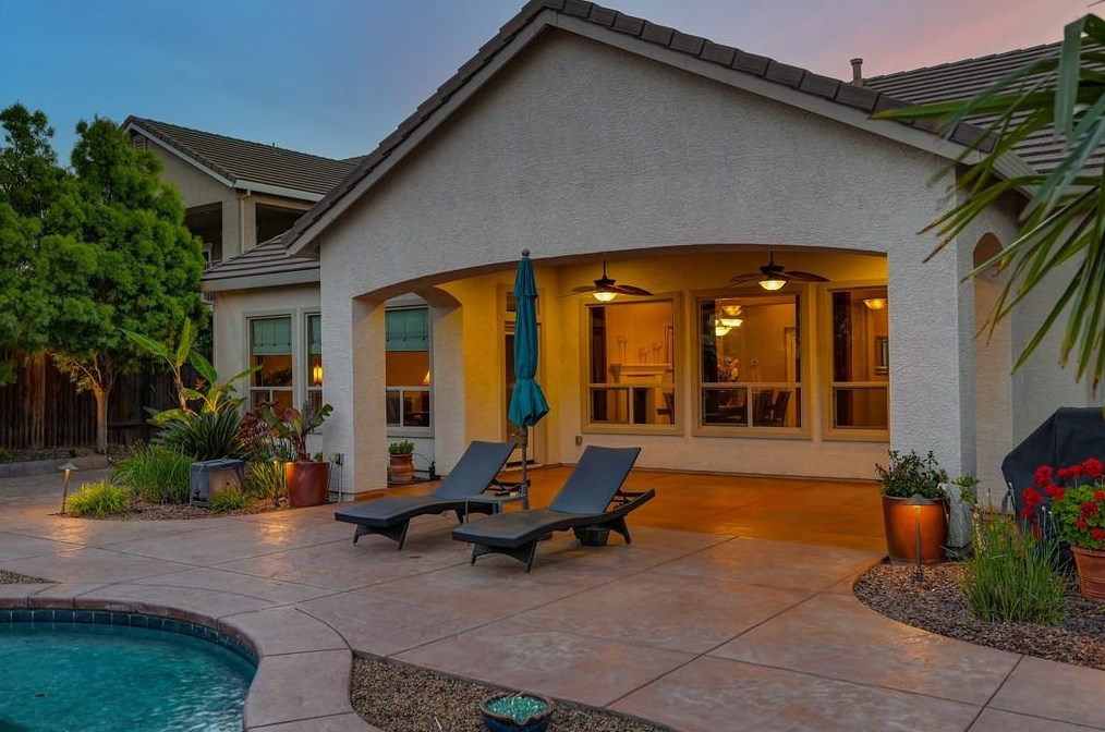 317 White Feather Ct, Roseville CA  95747-8891 exterior