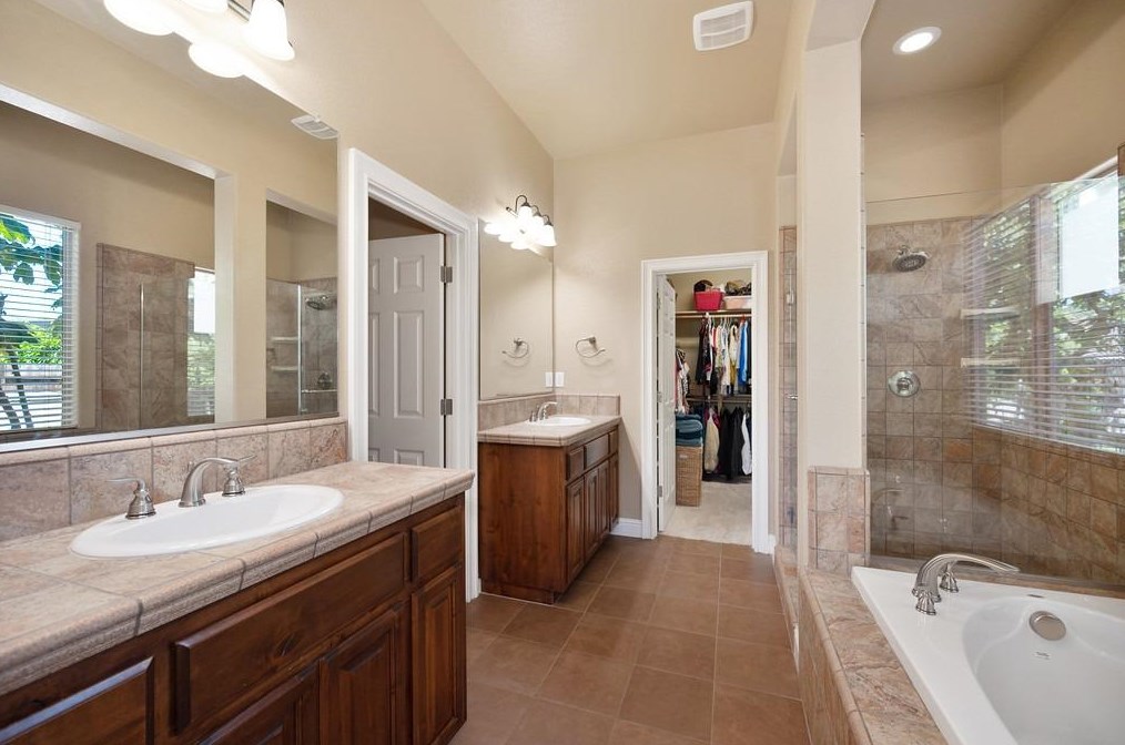 317 White Feather Ct, Roseville CA  95747-8891 exterior