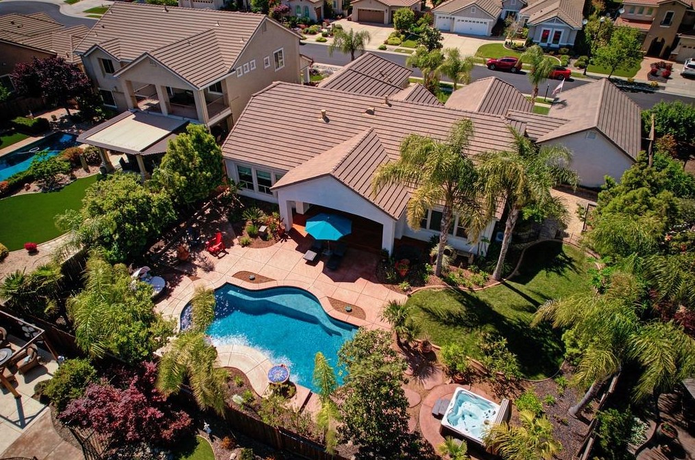 317 White Feather Ct, Roseville CA  95747-8891 exterior