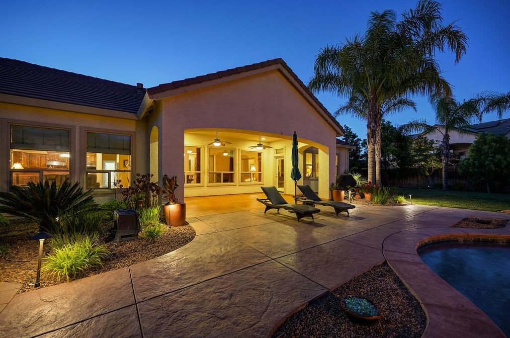 317 White Feather Ct, Roseville CA  95747-8891 exterior