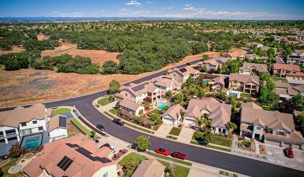 317 White Feather Ct, Roseville CA  95747-8891 exterior