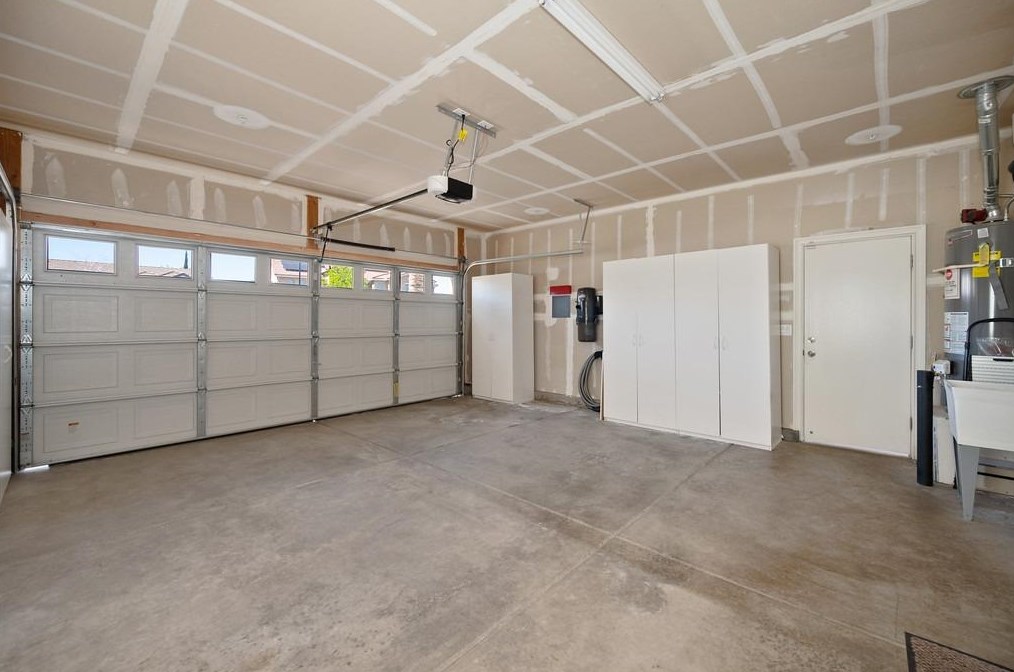 317 White Feather Ct, Roseville CA  95747-8891 exterior