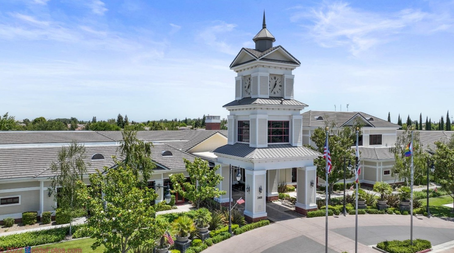 1535 Maple Valley St, Manteca CA 95336-5127 exterior