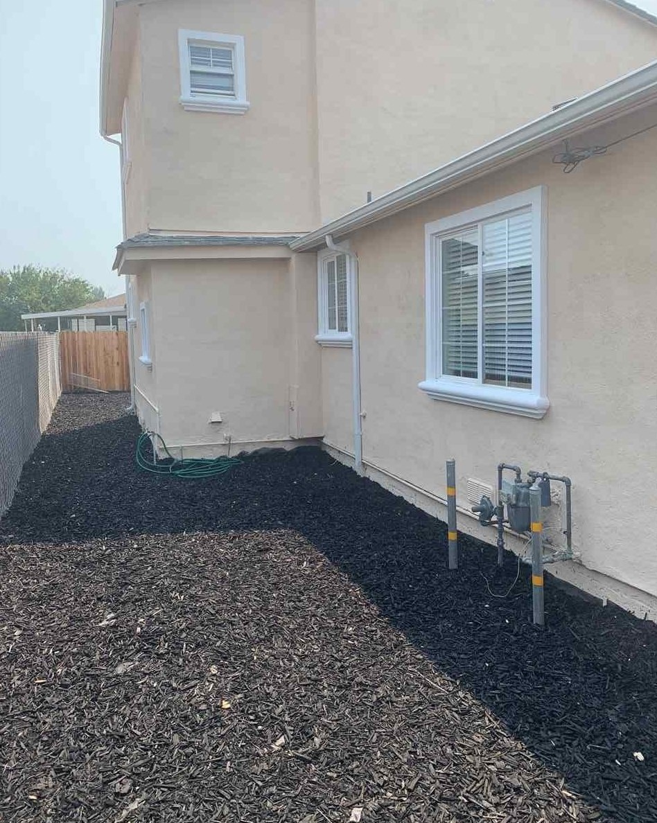 10050 Bernhardt Dr, Oakland CA  94603-2018 exterior