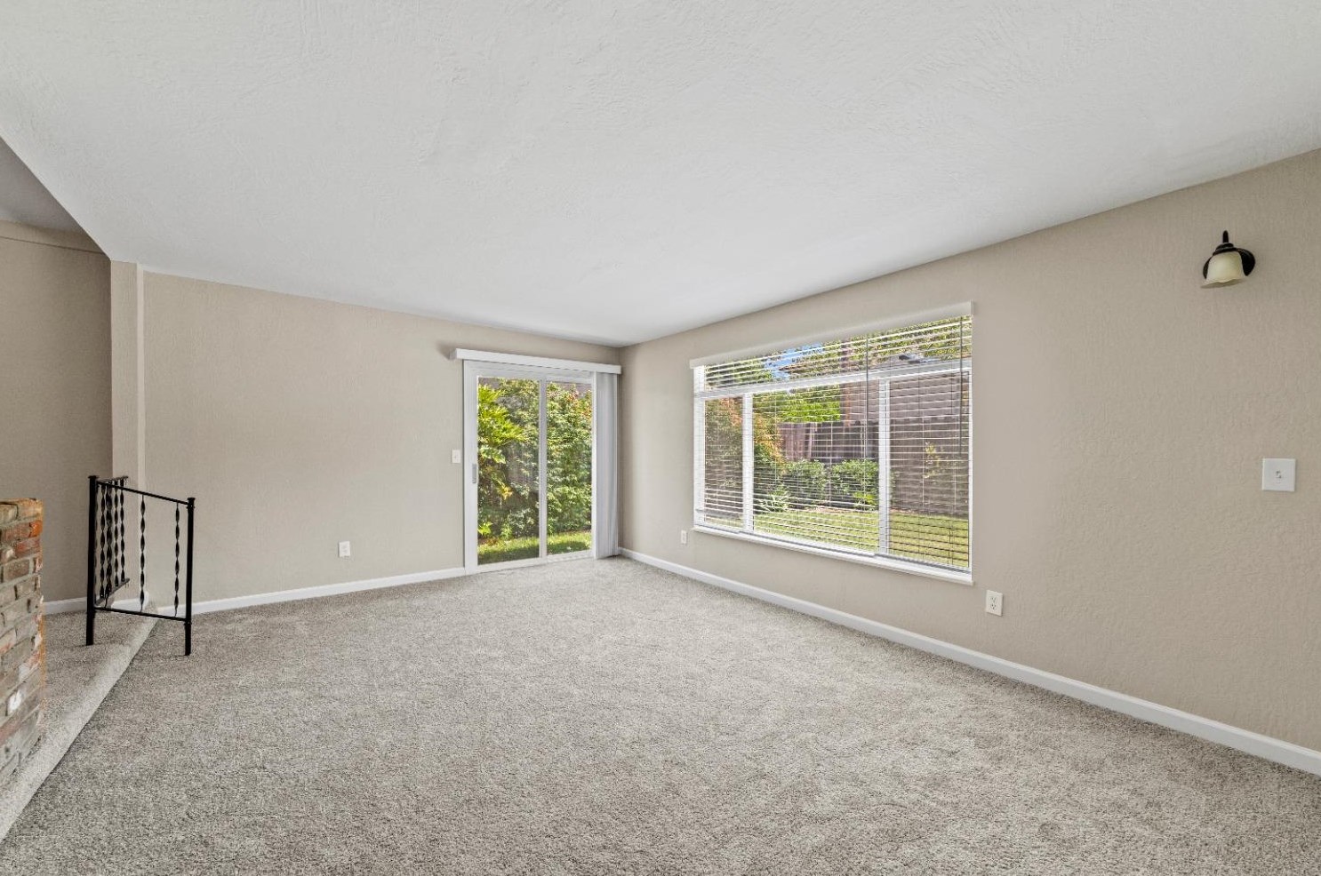 1625 Pennsylvania Ave, West Sacramento CA  95691-4118 exterior