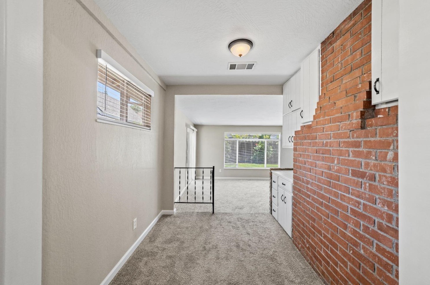 1625 Pennsylvania Ave, West Sacramento CA  95691-4118 exterior