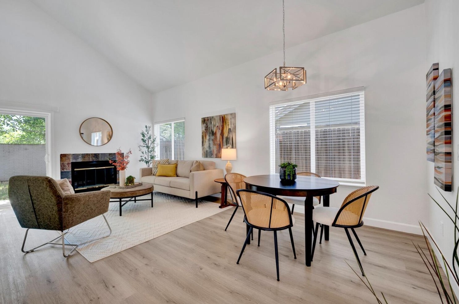 3556 Willard Way, Rocklin CA  95677-2557 exterior